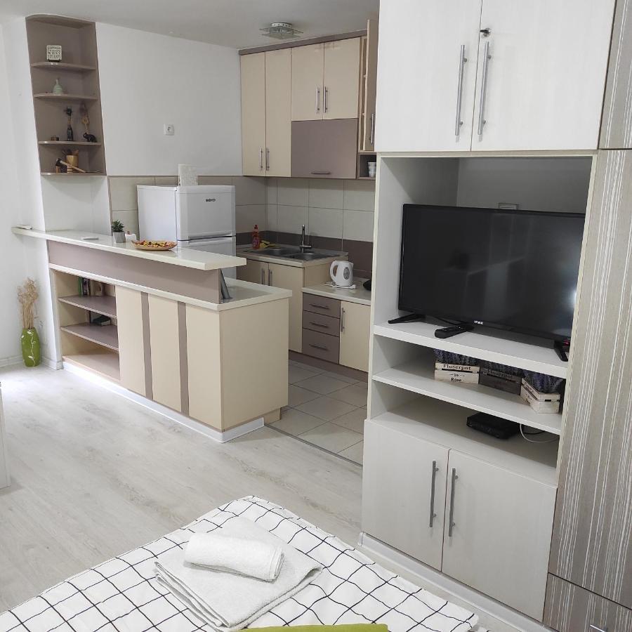Apartman Jevrejska Banja Luka Esterno foto
