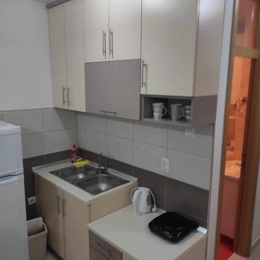 Apartman Jevrejska Banja Luka Esterno foto