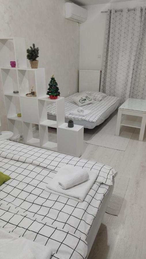 Apartman Jevrejska Banja Luka Esterno foto