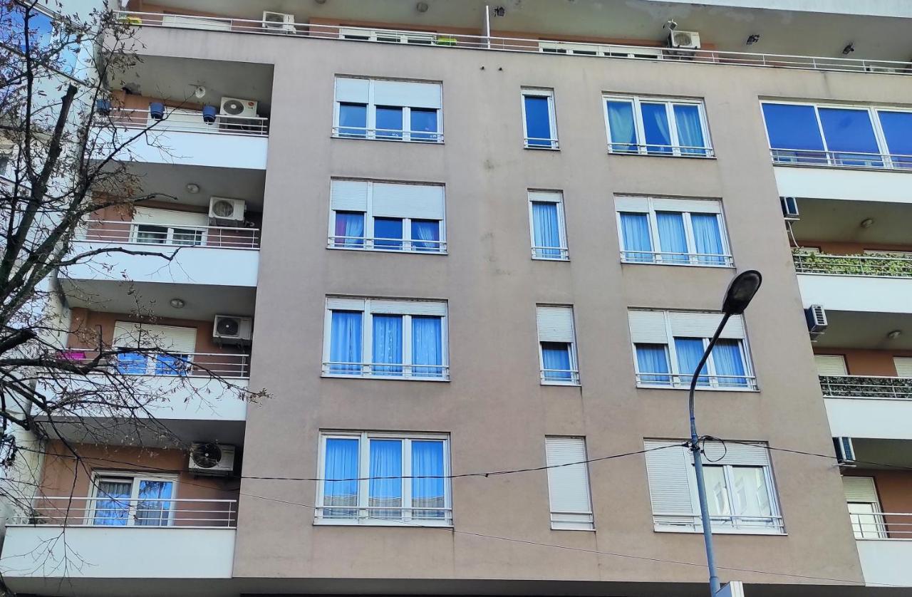 Apartman Jevrejska Banja Luka Esterno foto